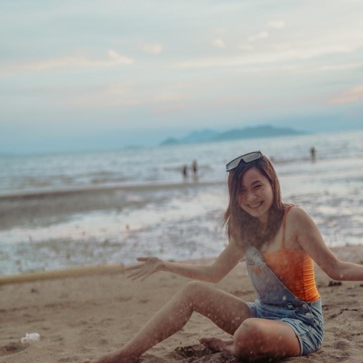 Milan Kapoor, Client Relations Director, discussing corporate gifting strategy with business clients